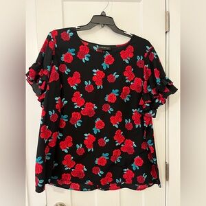 Lane Bryant blouse size 26 with red flowers